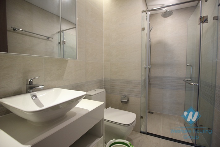 Luxury four bedrooms apartment for rent in Vinhome Metropolis, Ba Dinh district, Ha Noi.